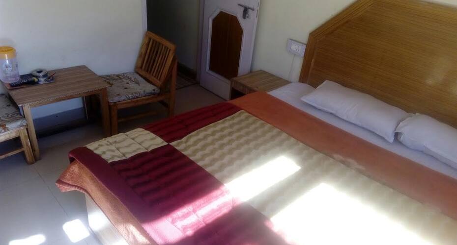 Hotel Rudrakasha, Manali 3